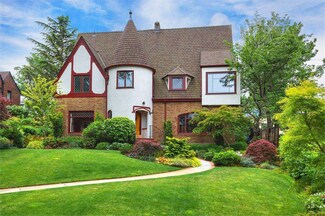 624 N Yakima Ave, Tacoma, WA 98403