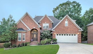 2106 Wellington Woods Dr, Little Rock, AR 72211