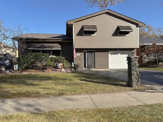 10657 Laramie Ave, Oak Lawn, IL 60453