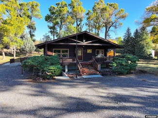 1430 Riverview Rd, Riverton, WY 82501