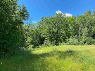 18 Catamount Rd, Pittsfield, NH 03263
