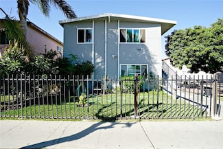 1905 W Myrtle St Unit 3, Santa Ana, CA 92703