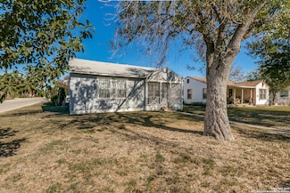 2643 W Craig Place, San Antonio, TX 78228