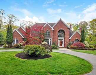 10 Stratford Way, Lincoln, MA 01773