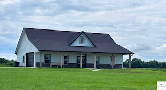 62 NW Rd, Clinton, MO 64735