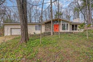 119 Woodcrest Dr, Tunkhannock, PA 18657
