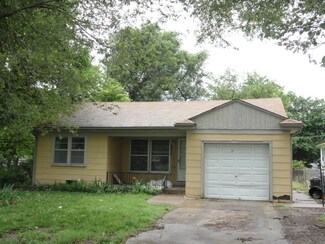 2825 E Maplewood St, Wichita, KS 67214