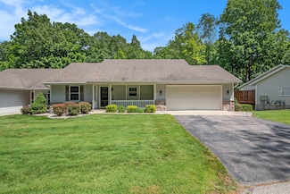 3748 Timber Creek Dr NW, Comstock Park, MI 49321