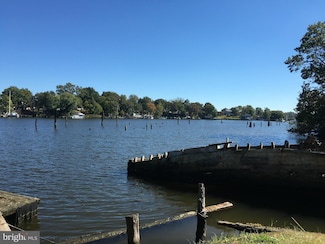 155 Carvel Beach Rd, Carvel Beach, MD 21226