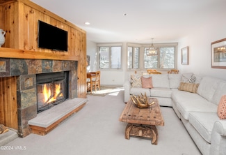311 Offerson Rd Unit 329, Avon, CO 81620