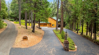 2641 Blackbird Ln, Camino, CA 95709