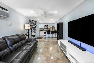 427 Schorr Dr Unit 36A, College Point, NY 11356