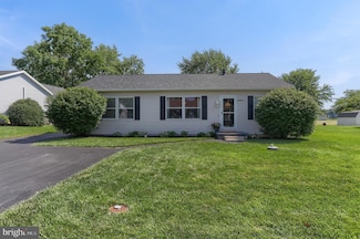 112 Lynmar Ave, Palmyra, PA 17078