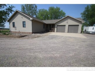 21502 322nd St, Albany, MN 56307