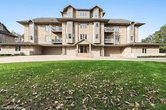 3168 Woodland Dr Unit 68, Zion, IL 60099