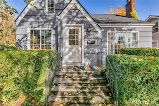 3421 N 8th St, Tacoma, WA 98406