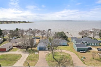 10254 N Lake Cir, Kemp, TX 75143