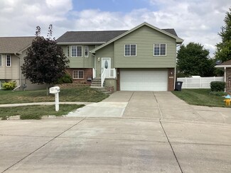1514 25th Ave, Council Bluffs, IA 51501