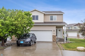 4229 Estate Dr S, Fargo, ND 58104