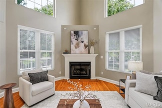 1011 Hawks Landing Dr, Lake Saint Louis, MO 63367