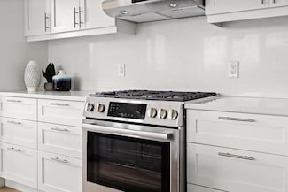 301 Border St Unit 511, Boston, MA 02128
