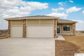 16014 Daniel St, Bennington, NE 68007