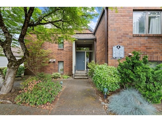 14935 NE Sacramento St Unit 28, Portland, OR 97230