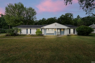 4903 Forest Grove Dr, Fort Wayne, IN 46835