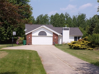 12706 W Ridge Rd, East Springfield, PA 16411