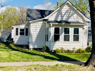 532 Pine St, Rossville, KS 66533