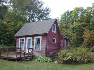 22 White Rd, Chester, VT 05143