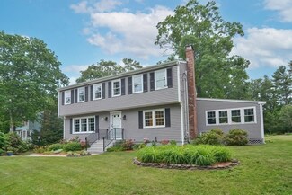 5 Crestview Dr, Millis, MA 02054