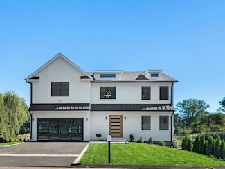 400 Bronson Rd, Southport, CT 06890