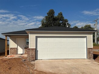 1081 Blue Ridge Dr, Purcell, OK 73080