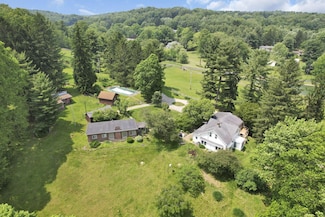 2083 Welsh Hills Rd, Granville, OH 43023