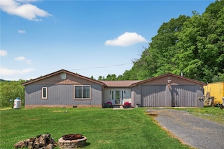 5115 Decamp Rd, Dundee, NY 14837