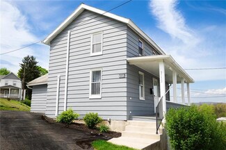3032 Market St, Jenkins Township, PA 18640