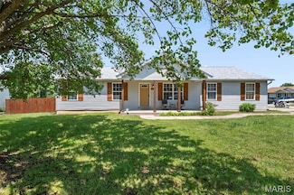 710 Worthington Dr, Warrenton, MO 63383