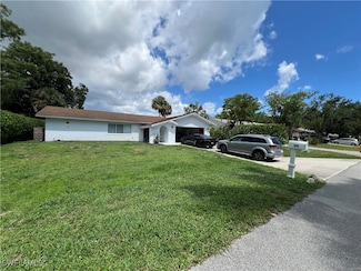 858 Rose Way, Naples, FL 34104