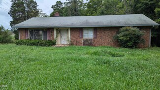 308 Roxboro St, Haw River, NC 27258