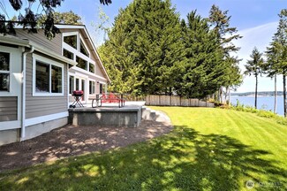187 E Vineyard Crest Rd, Grapeview, WA 98546