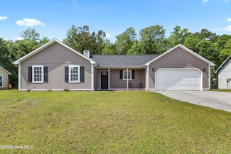 210 Gray Fox Run, Hubert, NC 28539