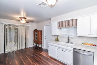 335 Sepulveda Dr, Stockton, CA 95210
