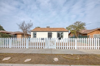 3313 E Madison Ave, Fresno, CA 93702