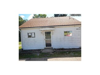128 West St, Roseville, OH 43777