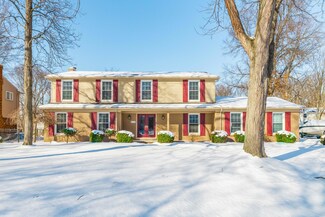 8778 Thorntree Dr, Grosse Ile, MI 48138