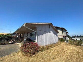 1881 Circle Dr, Eureka, CA 95501
