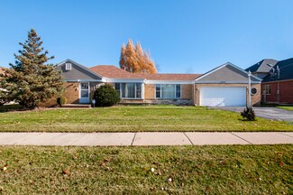 7935 Nashville Ave, Burbank, IL 60459