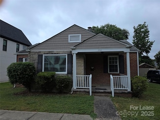 356 Melbourne Ct, Charlotte, NC 28209