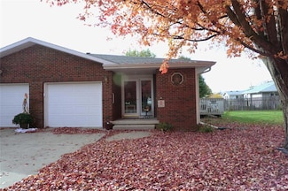 827 W Fremont St, Winterset, IA 50273